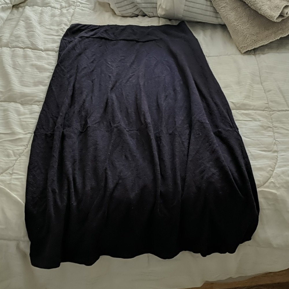 Navy lanturn skirt in organic cotton and hemp